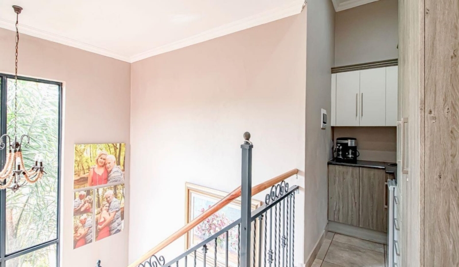 4 Bedroom Property for Sale in Melodie North West